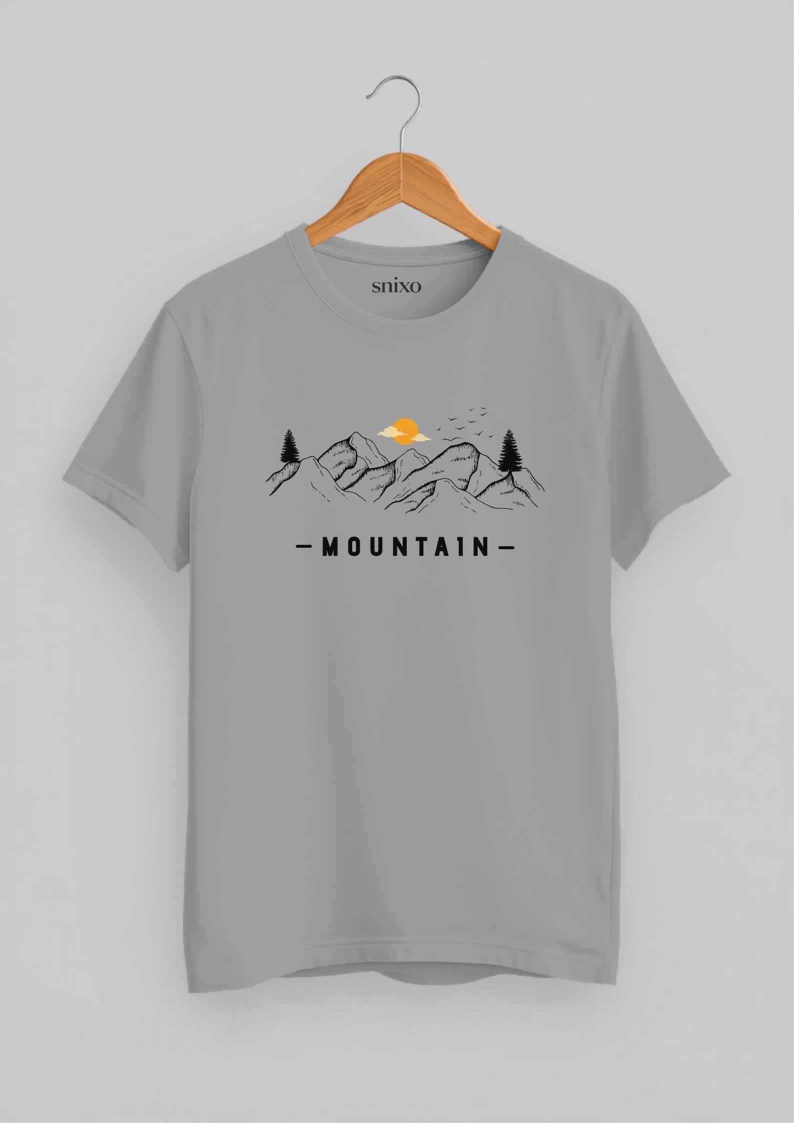 Mountain Snixo Classic Fit T-Shirt